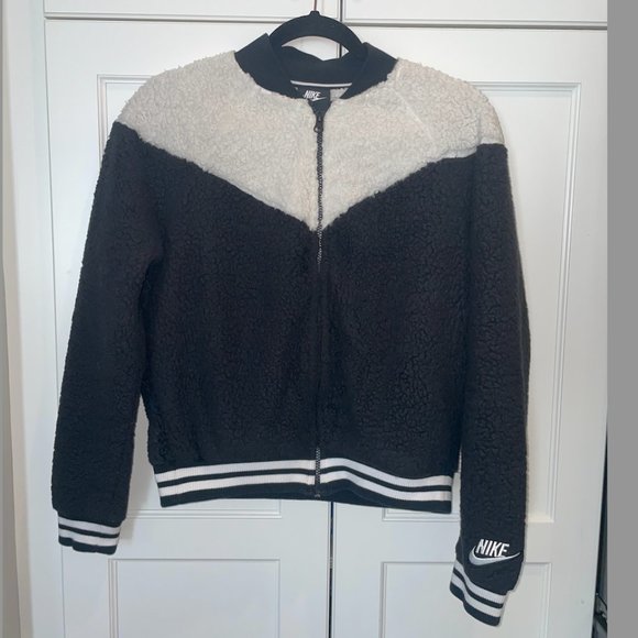 Mens Nike Winter Jackets | Sportswear Synthetic Fill Jacket Black Black Sail â¢ LakeView Sagar